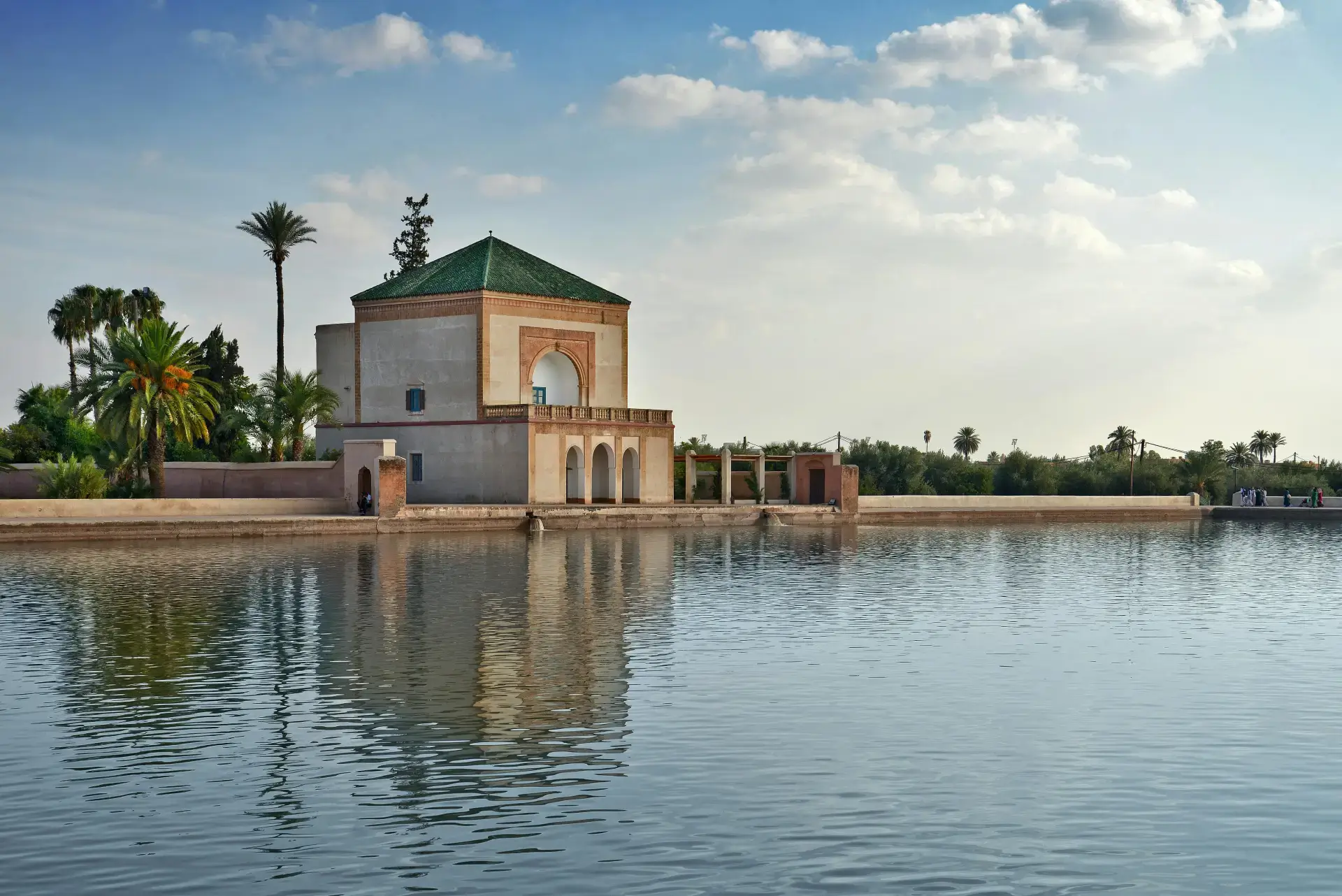 Menara